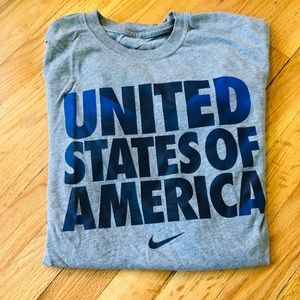Nike mens tshirt